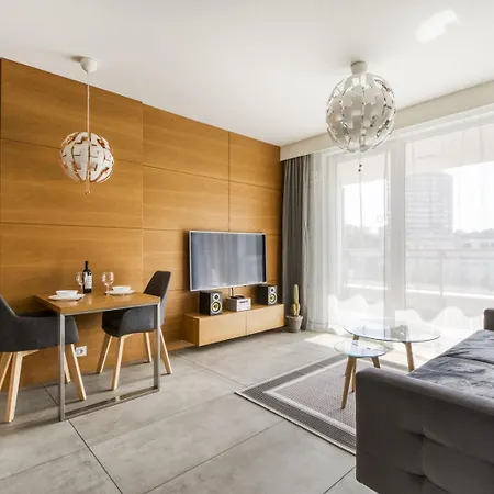 Night Akradia Ul Kolska Apartment Warsaw